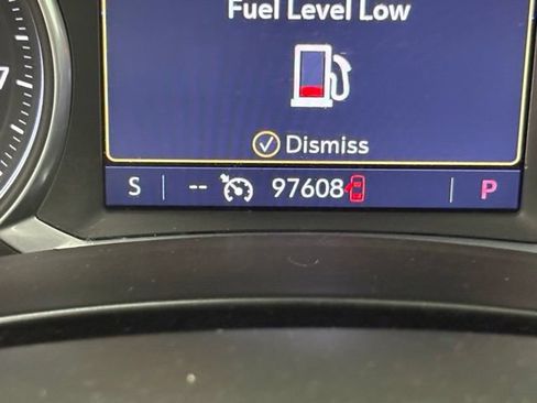 Used 2021 GMC Terrain SLT w/ Infotainment Package II FWD image 22
