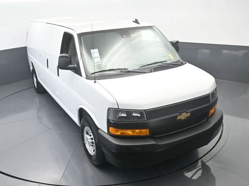 New 2025 Chevrolet Express 3500 Extended w/ Driver Convenience Package image 47