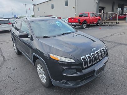 Used 2018 Jeep Cherokee Latitude w/ Safety Group