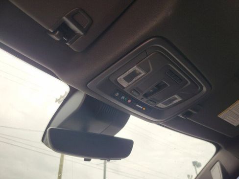 Used 2022 GMC Sierra 1500 Denali w/ Technology Package image 21