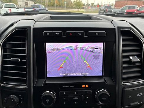 Used 2022 Ford F350 XLT w/ XLT Premium Package image 24