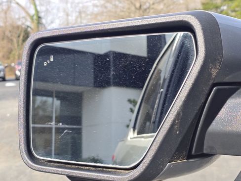 Used 2022 Ford F150 Lariat w/ Equipment Group 502A High image 23