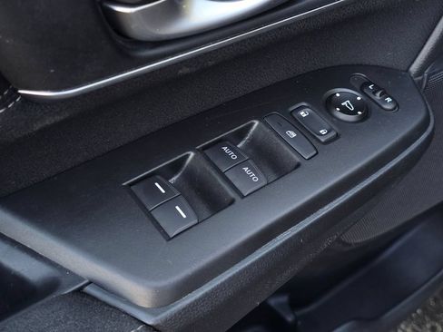 Used 2019 Honda CR-V EX image 25
