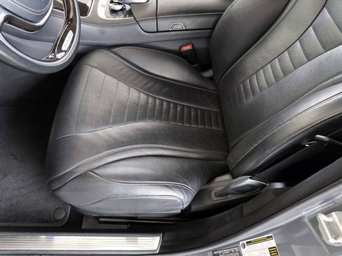 Used 2015 Mercedes-Benz S 550 Sedan image 44