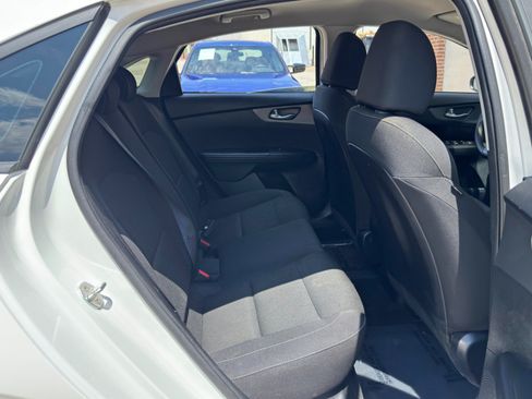 Used 2019 Kia Forte LXS FWD image 31