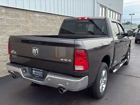 Used 2017 RAM 1500 Big Horn AWD/4WD image 3