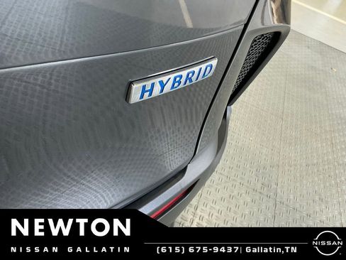 Used 2025 MAZDA CX-50 AWD 2.5 Hybrid w/ Premium Pkg image 5