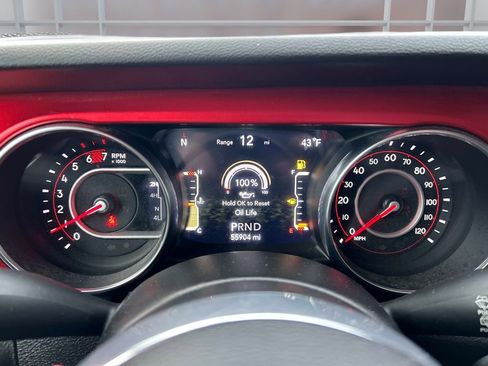 Used 2021 Jeep Wrangler Unlimited Rubicon AWD/4WD image 27