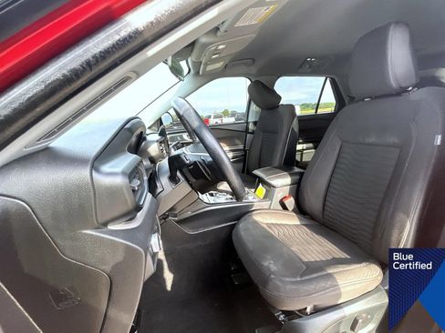 Certified 2020 Ford Explorer XLT w/ Comfort Package AWD/4WD image 10