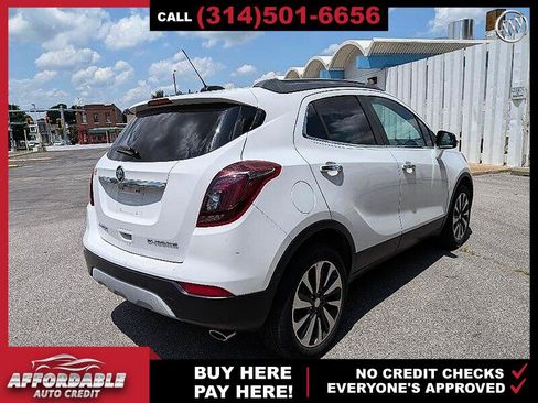 Used 2017 Buick Encore Essence FWD image 5