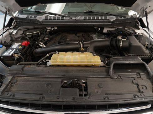 Used 2019 Ford F150 XLT w/ Trailer Tow Package image 37