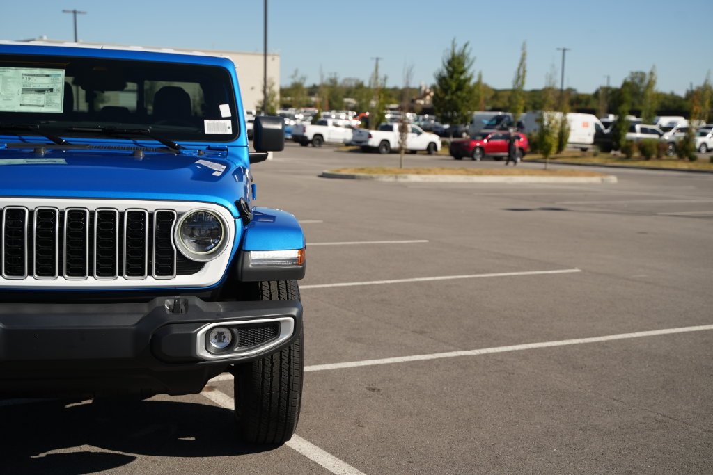 New 2026 Jeep Gladiator Sport AWD/4WD image 42