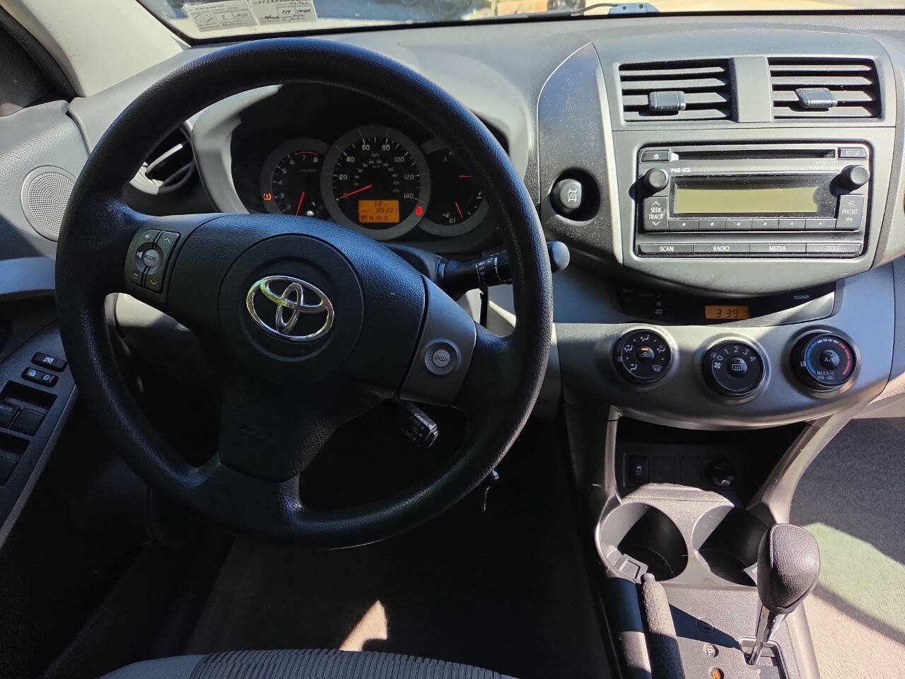 Used 2012 Toyota RAV4 4WD w/ Value Pkg image 31