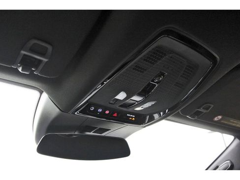 New 2026 Cadillac Lyriq Luxury image 21