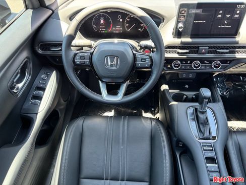 Used 2027 Honda HR-V EX-L image 16