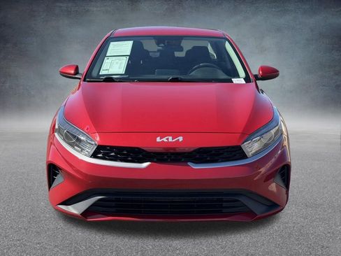 Used 2024 Kia Forte LXS image 9