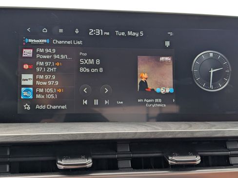 Used 2025 Kia Telluride AWD image 19