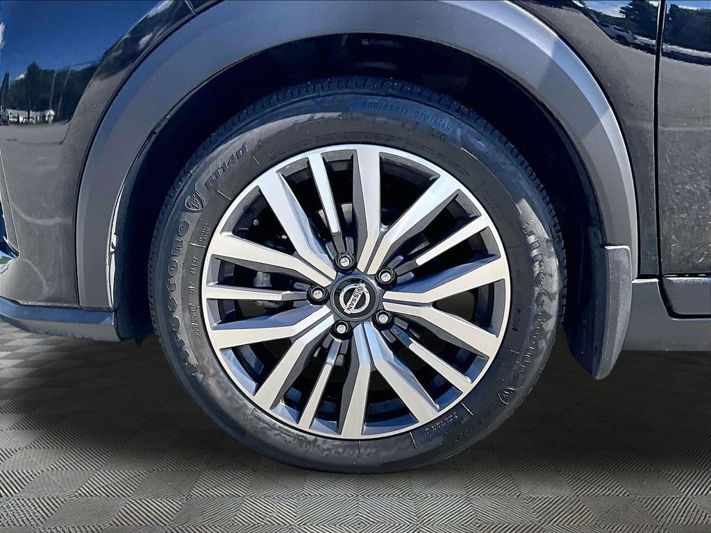 Used 2021 Nissan Kicks SV FWD image 7