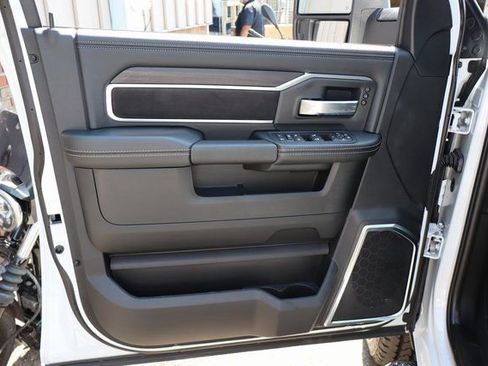 Used 2025 RAM 2500 Laramie image 11