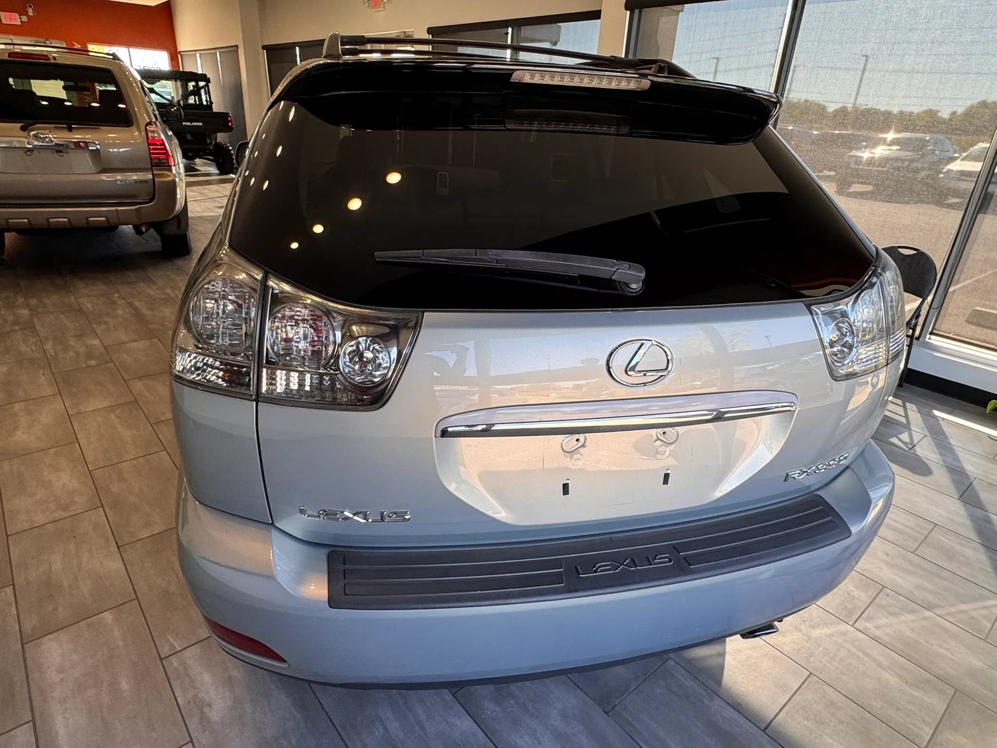 Used 2004 Lexus RX 330 w/ Premium Plus Pkg FWD image 17