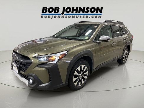 Used 2023 Subaru Outback Touring XT image 3