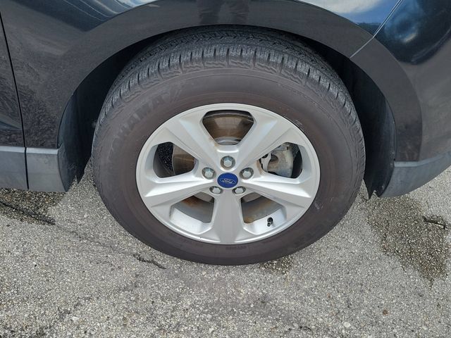 Used 2015 Ford Edge SE FWD image 7