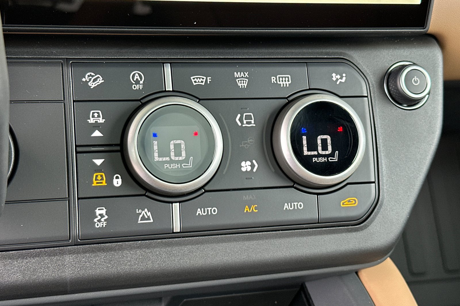 New 2026 Land Rover Defender 110 X-Dynamic SE AWD/4WD image 21