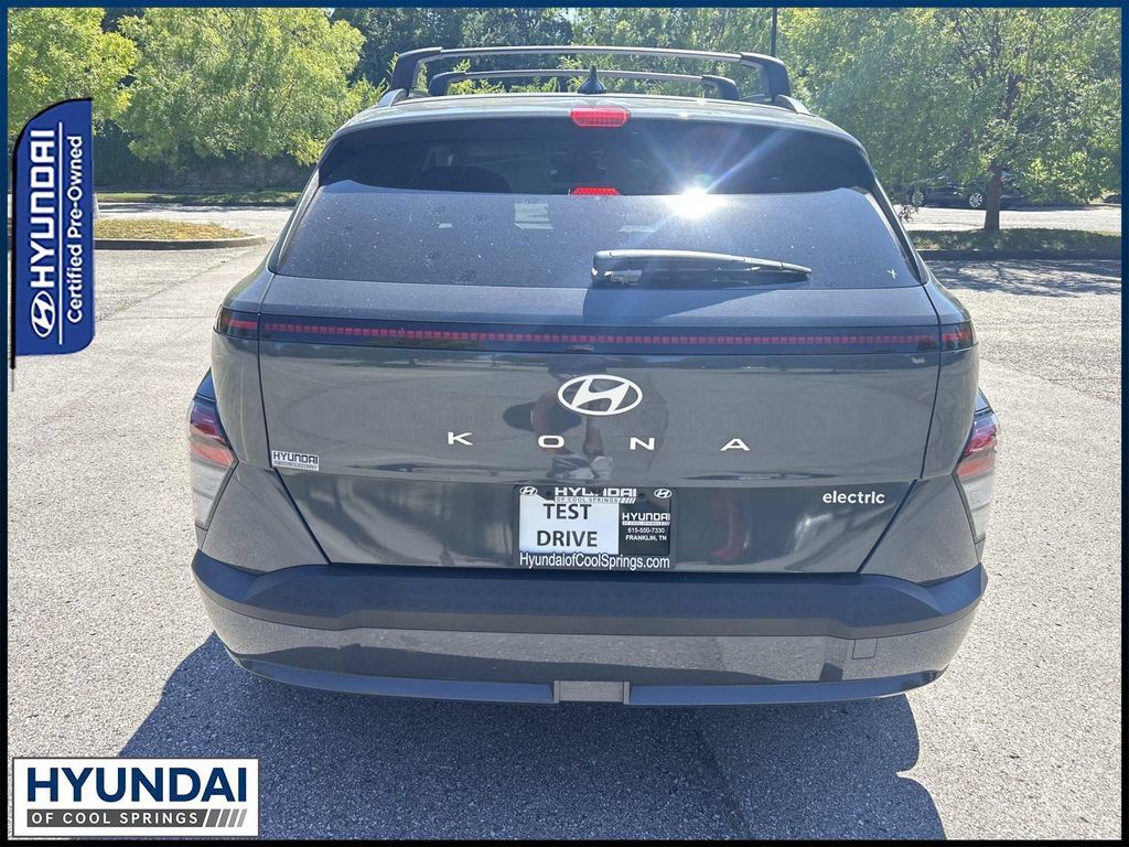 Used 2024 Hyundai Kona SEL FWD image 6