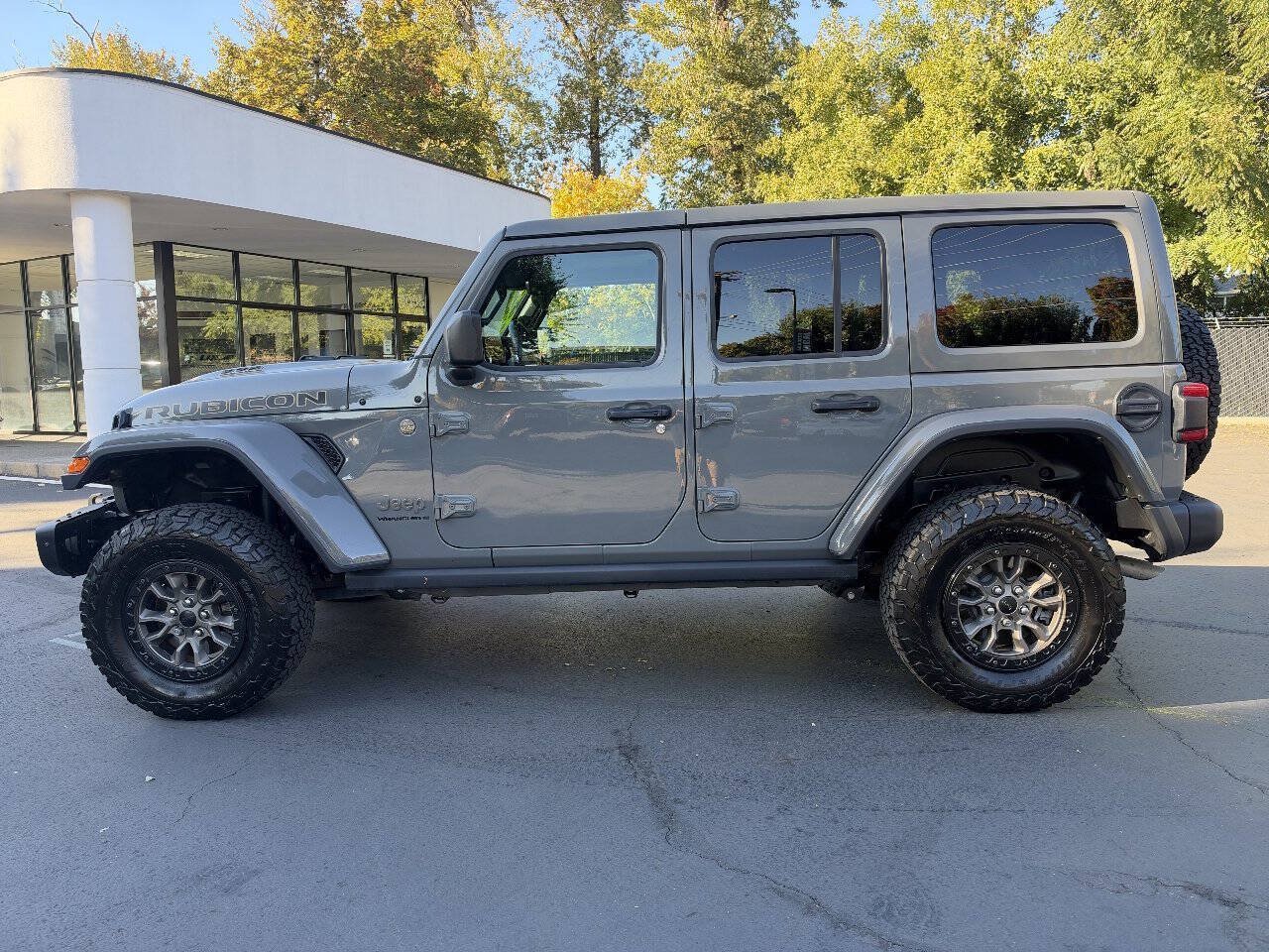 Used 2023 Jeep Wrangler Unlimited Rubicon 392 w/ Trailer Tow Package AWD/4WD image 2