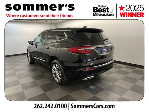 Used 2020 Buick Enclave Avenir w/ Avenir Technology Package AWD/4WD image 3