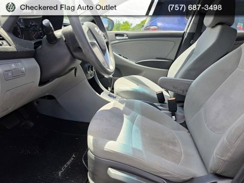 Used 2014 Hyundai Accent GS FWD image 8