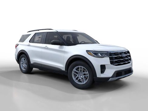 New 2026 Ford Explorer Active image 7