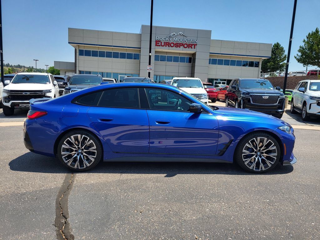 Used 2022 BMW M440i xDrive Gran Coupe w/ Shadowloine Package AWD/4WD image 3
