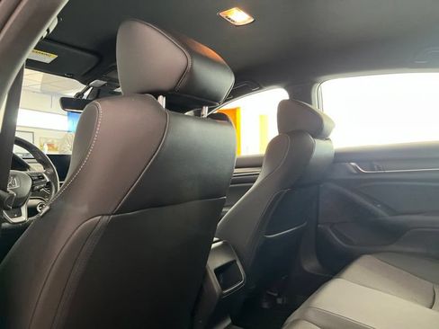 Used 2020 Honda Accord Sport image 16