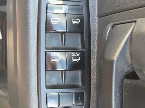 Used 2011 RAM 1500 ST w/ Protection Group AWD/4WD image 17