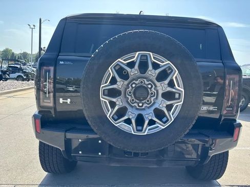 Used 2024 GMC Hummer EV 3X AWD/4WD image 17