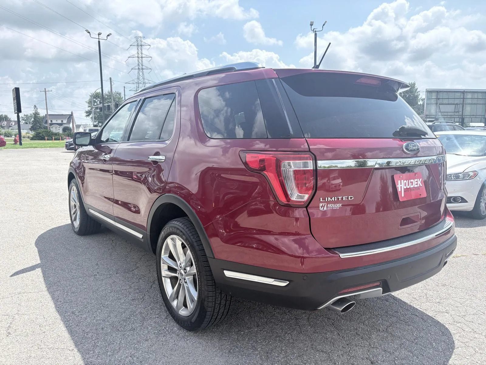 Used 2018 Ford Explorer Limited AWD/4WD image 6