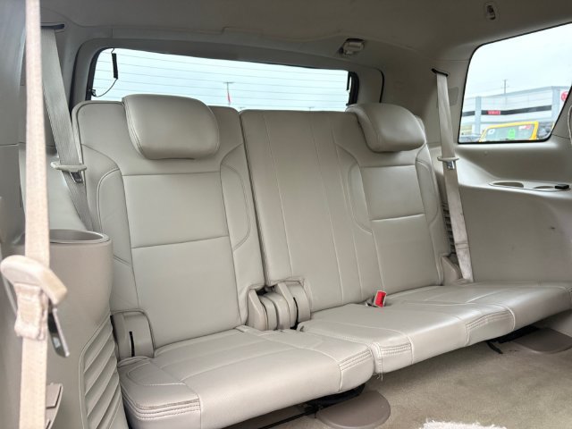 Used 2017 GMC Yukon Denali AWD/4WD image 16