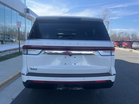 Certified 2024 Lincoln Navigator L Reserve AWD/4WD image 8