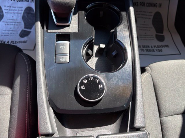 Used 2023 Nissan Rogue S AWD/4WD image 21
