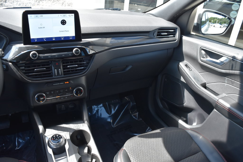 Used 2025 Ford Escape ST-Line Select AWD/4WD image 12
