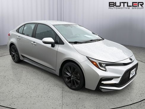 Used 2024 Toyota Corolla SE FWD image 7