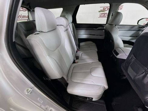 Certified 2022 Hyundai Palisade SEL w/ 8P Bench Seat Package AWD/4WD image 32