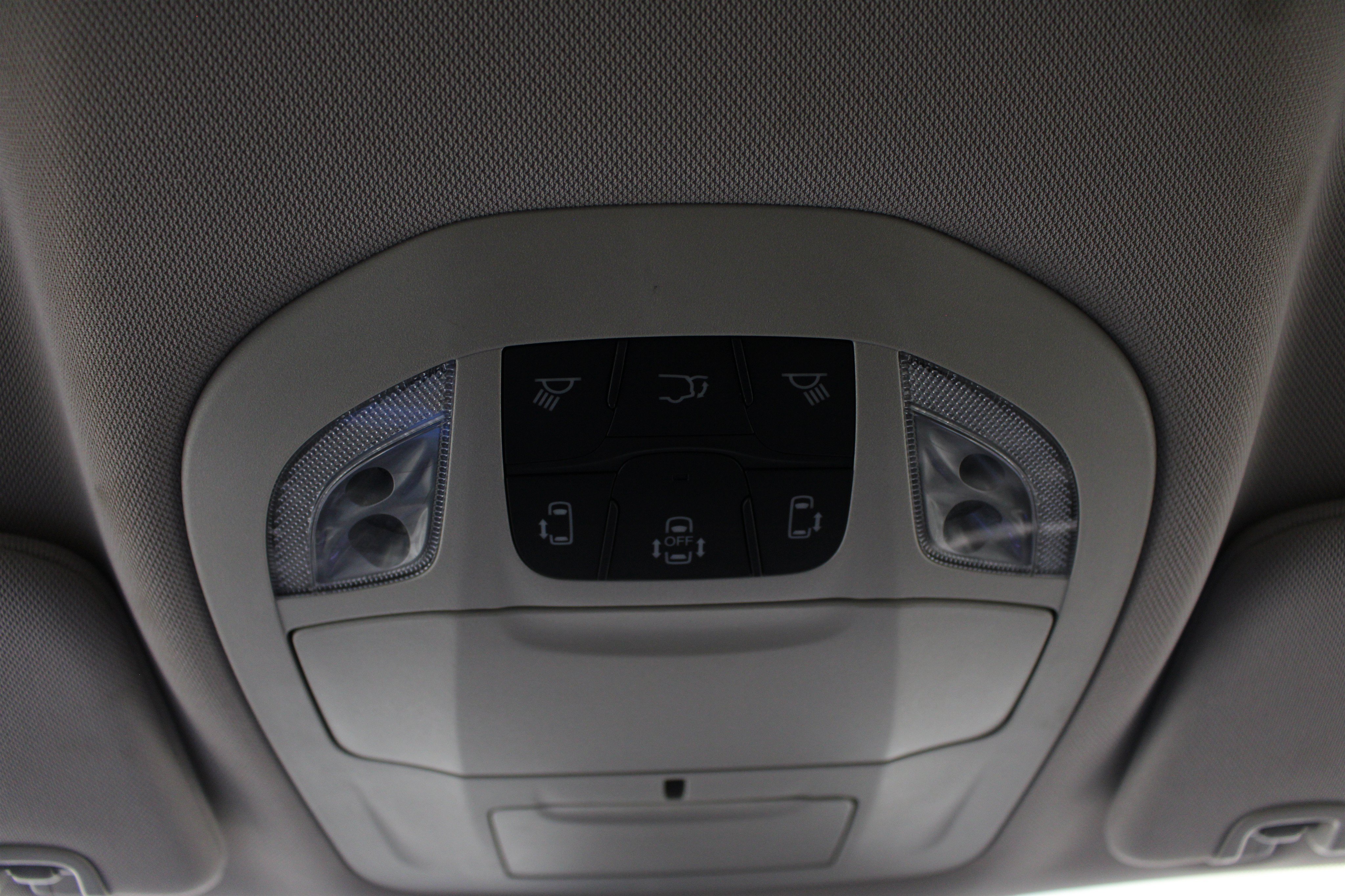 Used 2023 Chrysler Pacifica Touring-L FWD image 19