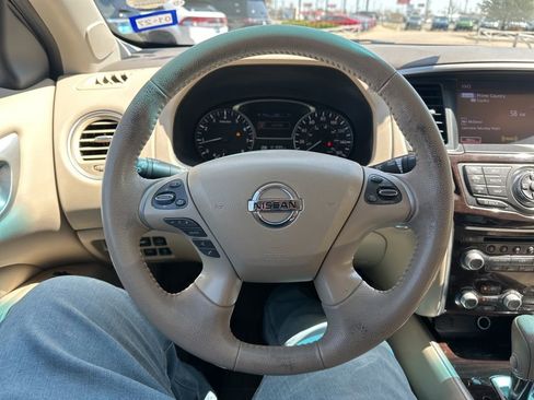 Used 2014 Nissan Pathfinder Platinum w/ Platinum Premium Package image 11