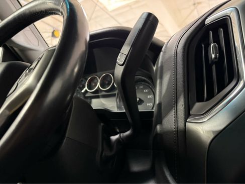 Used 2019 Chevrolet Silverado 1500 LT w/ All-Star Edition AWD/4WD image 24