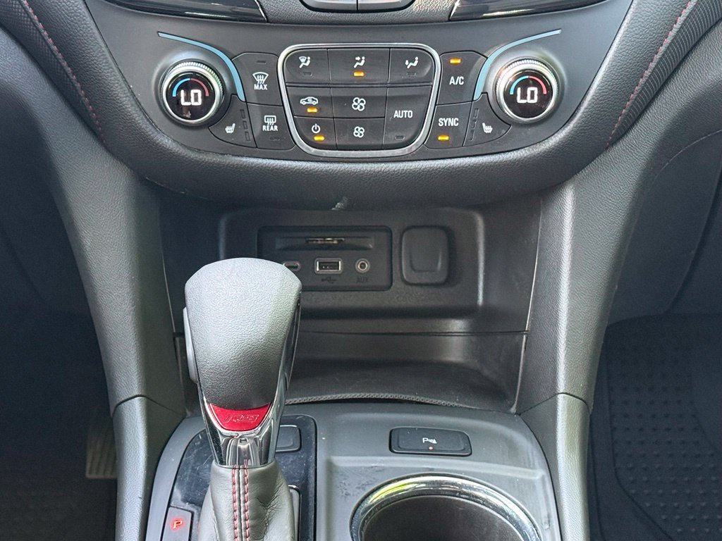 Used 2024 Chevrolet Equinox RS w/ RS Leather Package AWD/4WD image 19