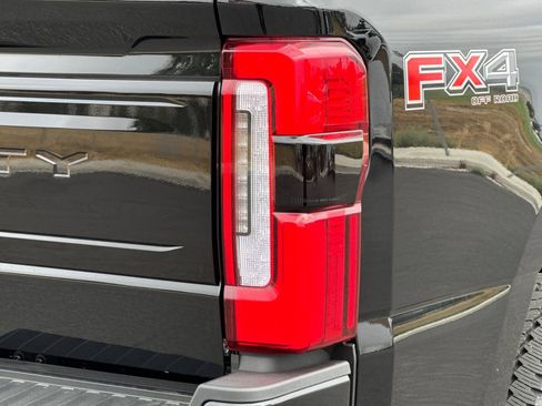 New 2025 Ford F350 Platinum image 30