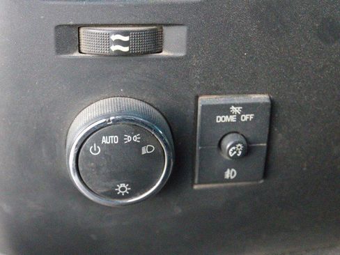 Used 2011 GMC Sierra 3500 SLE w/ SLE Preferred Package image 15