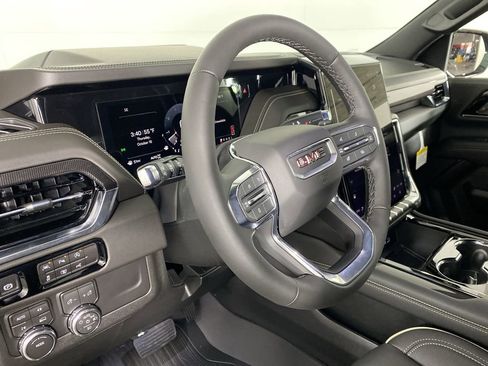 New 2026 GMC Yukon Elevation w/ LPO, Floor Liner Package image 10